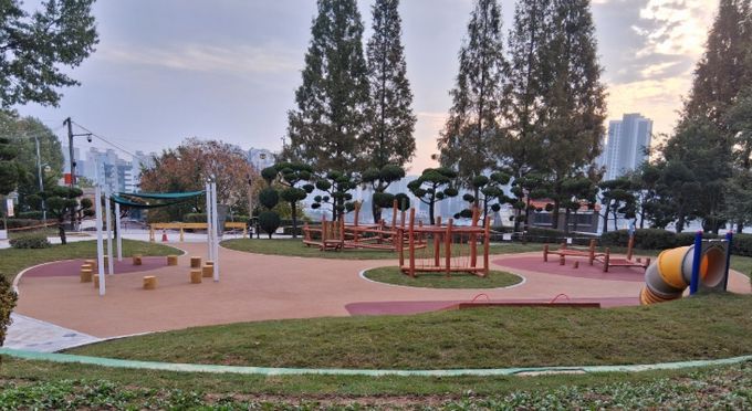 인천 동구, 송현근린공원 유아숲체험장