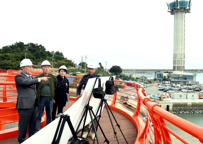 칠산타워 주변 관광자원 개발사업 현장 방문”
