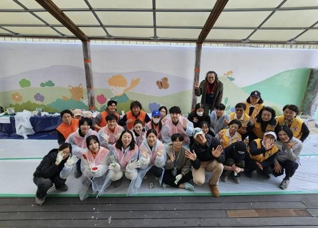 은평구, 적십자봉사회와 꿈나무마을에 ‘희망의 벽화’ 꽃을 피우다