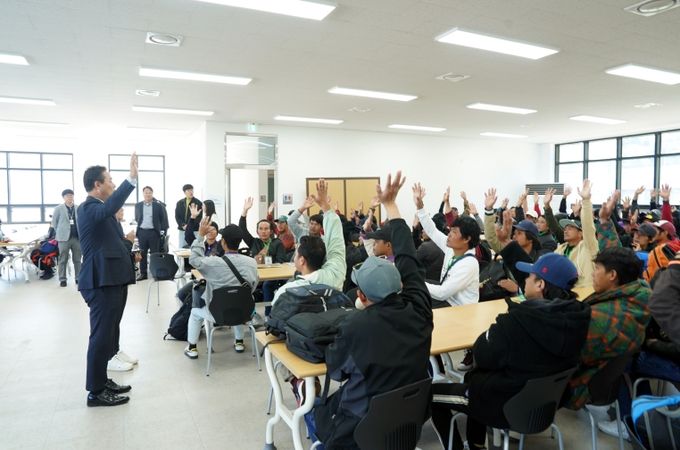 계절근로자 출국