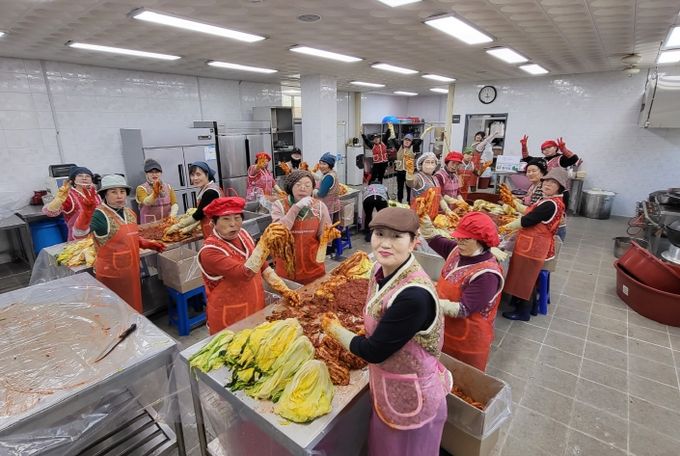 진안군여성단체협의회,‘사랑의 김장김치 나누기’행사 개최