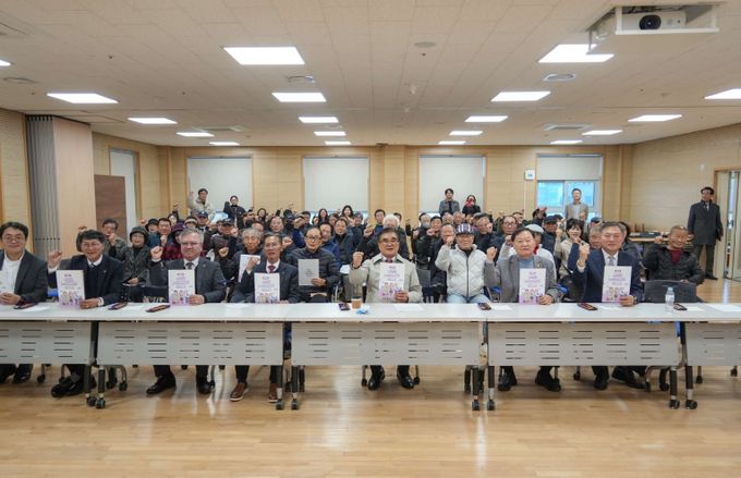 서천군, 2025년 노인일자리 박람회 성황리 개최