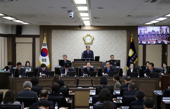 제333회 진천군의회 (2025년도 제2차) 정례회 개회