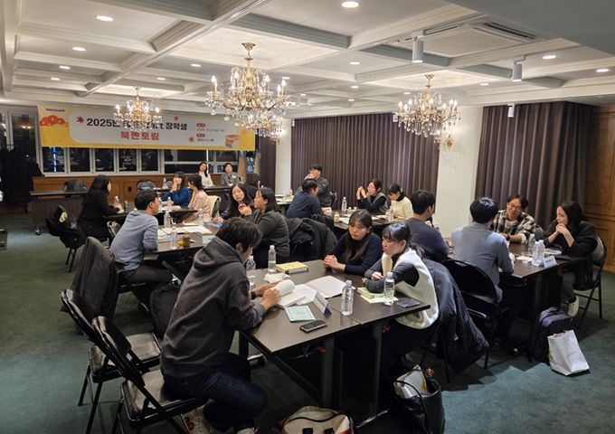 청춘Start 장학생 북멘토링