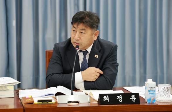 최정훈 전남도의원 “공무직 직종 늘었지만 업무 분장은 모호”