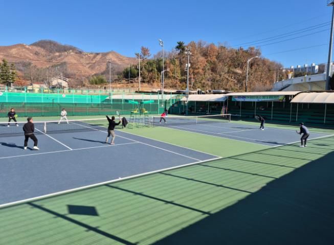 12월 6일 밀양시립테니스장에서 열린 제5회 밀양시장배 전국동호인 테니스대회