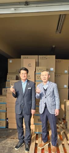 두영조명(주) 박인수 대표, 고창 상하면에 5천만원 상당 전등·조명기기 기부