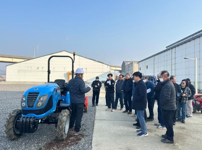 군산시농기계현장이용및안전교육성료