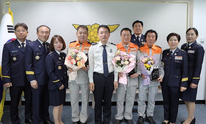 대전소방본부, 퇴임 의용소방대원에 감사패