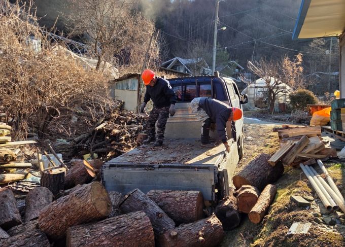 사랑의 땔감 나눔 행사