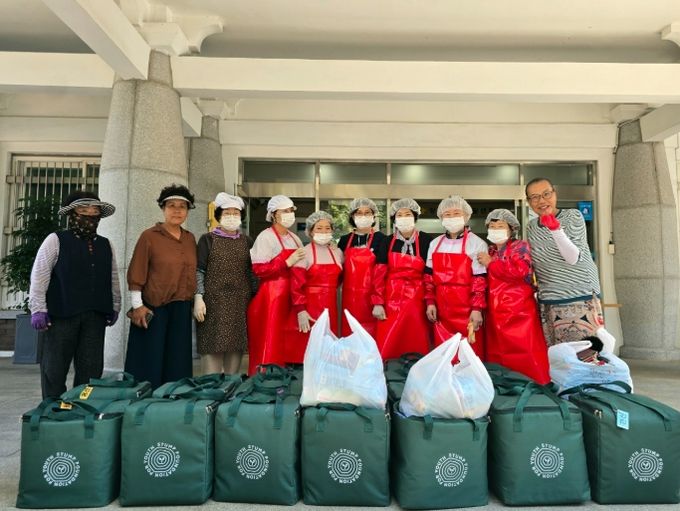 전남장흥지역자활센터, ‘같이도시락’ 대상 청소년에 크리스마스 선물 전달