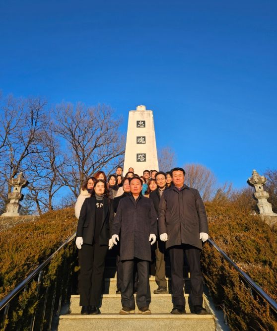 상주교육지원청, 2026년 병오년(丙午年) 충혼탑 참배