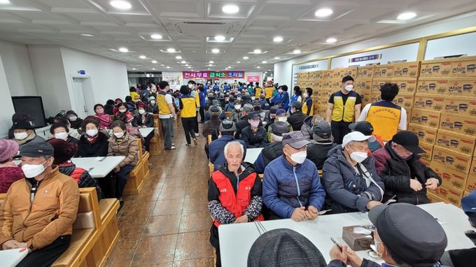 북구, 올해도 어르신 식사 책임지는 ‘천사무료급식소’ 운영 지원한다