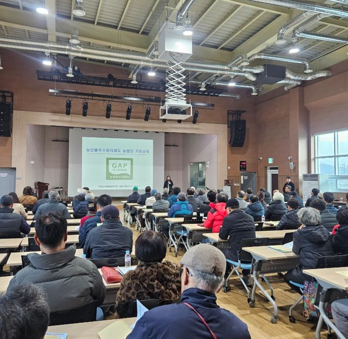 거제시,‘돈되는 농업’입소문에 교육장 북적