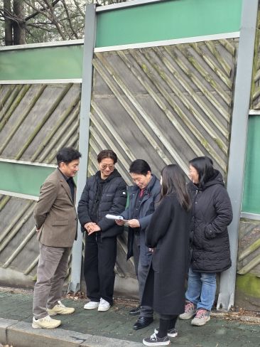 강북구 노윤상 국민의힘 대표의원, 솔샘터널 상징조형물 설치 현장 방문