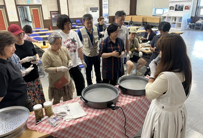 진안군, 환경농업대학 신입생 모집(기존 교육 사진)