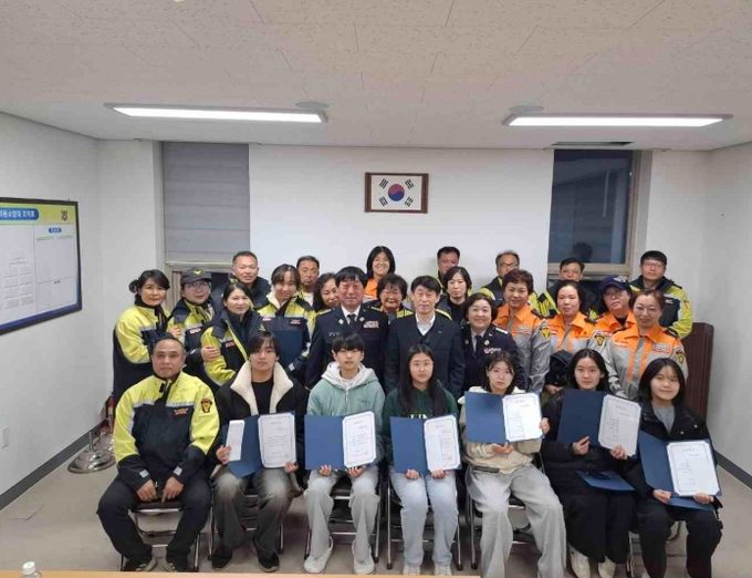 지역 인재 육성 위한‘사랑의 장학금’전달