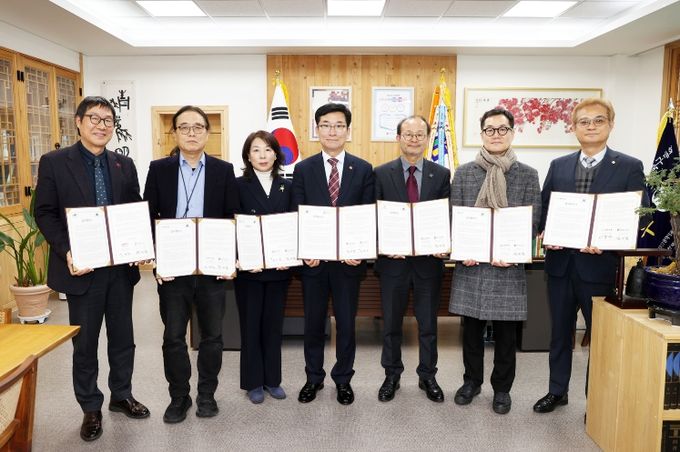 충북교육청, _나도 예술가_ 정책 추진 업무협약 체결