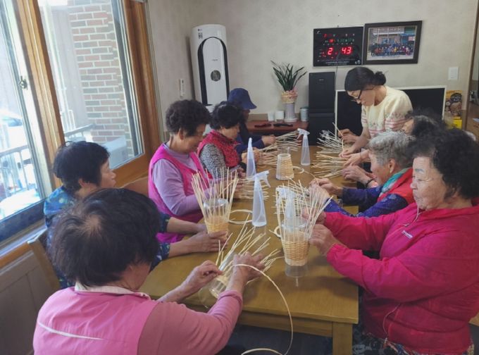 ‘우리마을 예쁜치매쉼터’ 운영