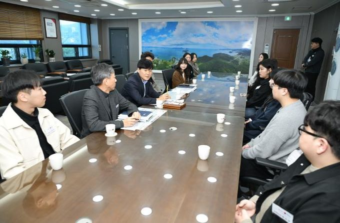 거제시, 청년행정인턴과 소통의 장 마련