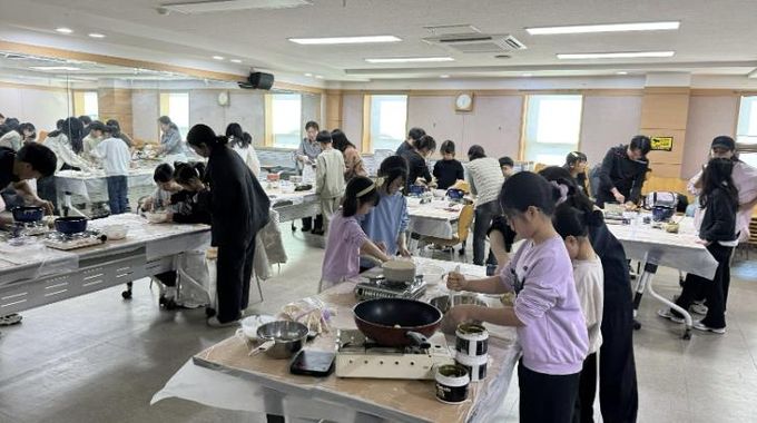 '두바이쫀득쿠키로 만드는 완벽한 주말!' 수원시청소년청년재단 장안청소년청년센터 가족 여가 프로그램 성료