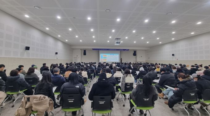 서울 안 가도 된다…구미시진학진로지원센터에 학생·학부모 발길