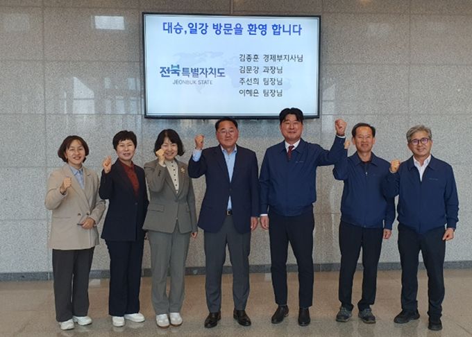 전북자치도, 외국인 근로자 현장 점검… 지역특화형 비자 성과 확인