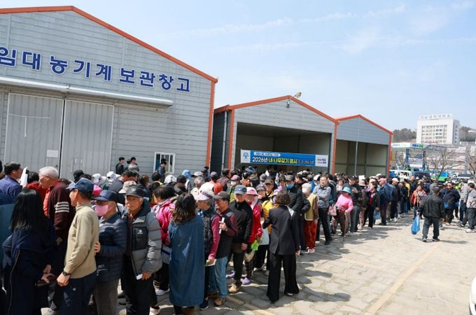 곡성군이 추진한 식목일 기념 ‘내 나무 갖기 행사’