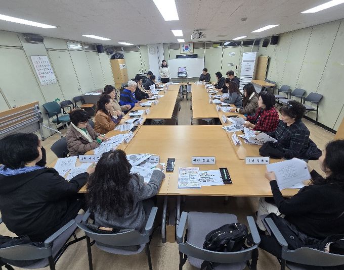 동지역사회보장협의체 위원 대상 ‘찾아가는 통합돌봄 지원사업 교육’ 현장 모습