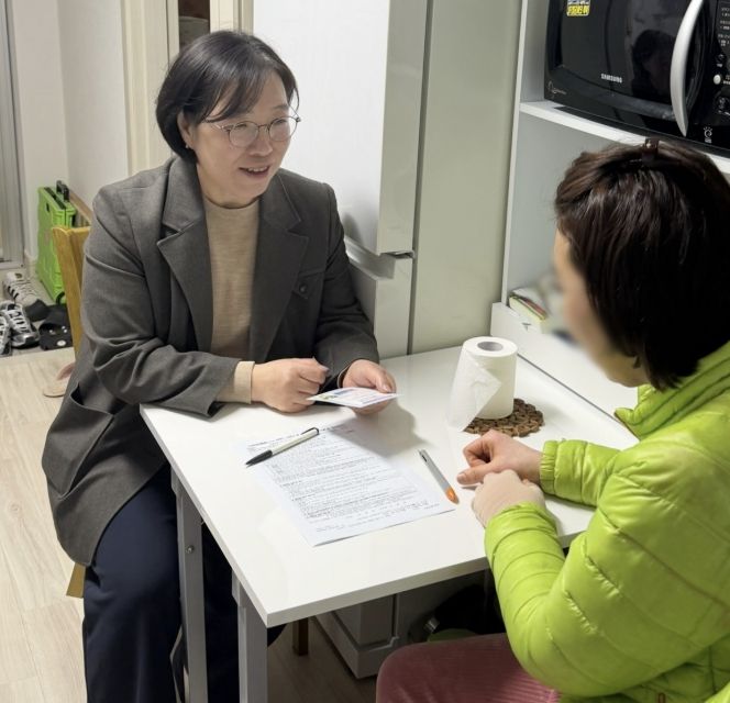 수원시 영통구 광교2동, 고독·고립 위험 가구 방문 '고독·고립 zero' 위해 촘촘히 살핀다