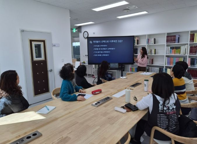시각장애인 맟춤형 <대면낭독 서비스> 운영