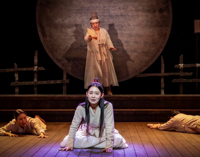 금나래아트홀 상주단체 ‘타루’ 공연사진_‘두아:유월의눈(2024)’