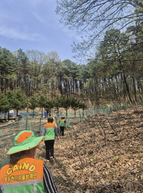 동두천시 생연1동 지역자율방재단, 봄철 산불 예방을 위한 현장 점검 실시